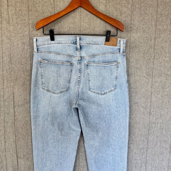 Madewell The Perfect Vintage Straight Jeans Exposed Button Fly: Sedalia Wash - Picture 8 of 15